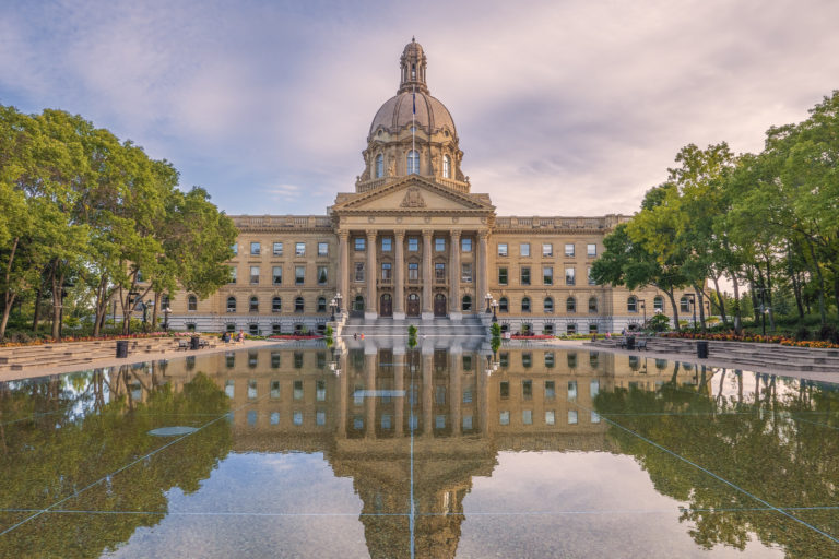 New Alberta Draw Sees Province Invites 250 Express Entry Candidates