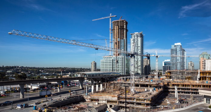 As Canada’s Economy Rebounds, Construction Industry Needs Hundreds of Thousands of Workers